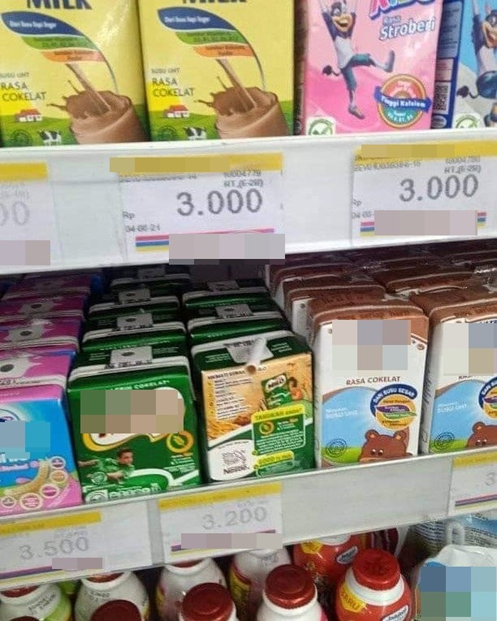 Makanan di Rak Supermarket Salah Tempat dan Nama