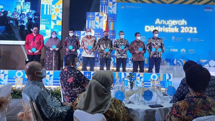UM Surabaya Raih Penghargaan Anugerah Diktiristek 2021, Satu-satunya PTS di Jatim