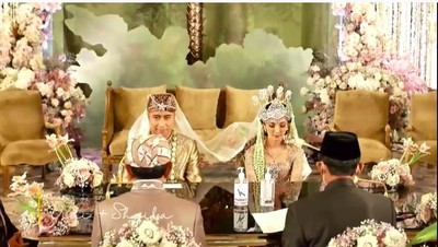 Tawa Bahagia Vidi Aldiano dan Sheila Dara Aisha Resmi Jadi Suami Istri