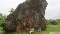 Peneliti juga menyebut ada bekas gunung api purba pada masa oligosen dengan usia sekitar 35 juta tahun yang lalu. Mereka meyakini letak gunung ini pada waktu masih aktif berada di dalam laut. (Pradito Rida Pertana/detikTravel)