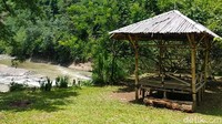 Untuk menuju tempat ini dari perkotaan Garut, ditempuh sekira 73 kilometer dengan waktu sekitar 3 jam menggunakan kendaraan roda dua atau roda empat. Rutenya, sama seperti menuju Pantai Santolo melewati Bayongbong, Cikajang, Gunung Gelap, Cisompet.