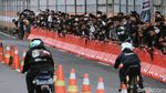 Antusias Warga Ramai-ramai Nonton Street Race di Ancol