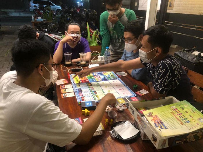 Board Game di surabaya