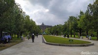 Candi Borobudur punya wajah baru dengan adanya concourse (area terbuka) di zona 1. Progress pembangunannya saat ini sudah mencapai 97%. (Eko Susanto/detikTravel)