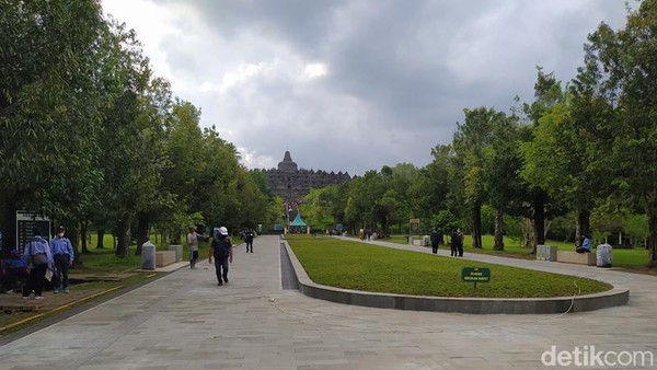 Candi Borobudur punya wajah baru dengan adanya concourse (area terbuka) di zona 1. Progress pembangunannya saat ini sudah mencapai 97%. (Eko Susanto/detikTravel)