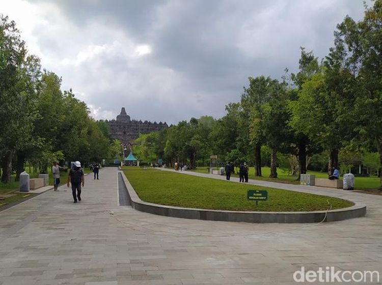 Lihat Wajah Baru Candi Borobudur Yuk! Ada Area Terbuka Cakep di Zona 1