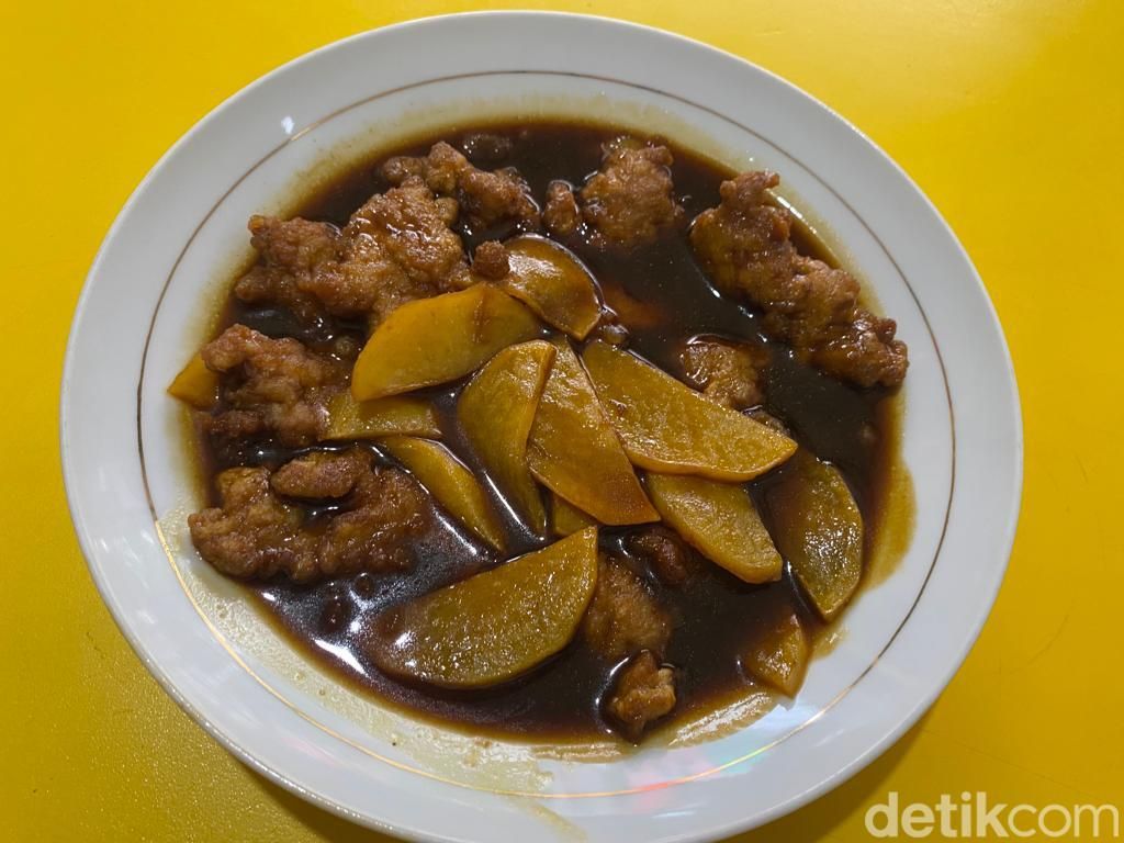 Edan! Chinese Food Rp 25 Ribu Porsi Brutal di Jagakarsa