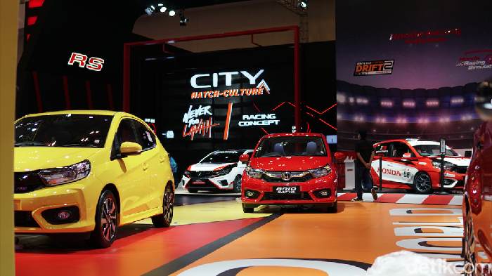 Honda Brio di Booth Honda Prospect Motor di GIIAS 2021