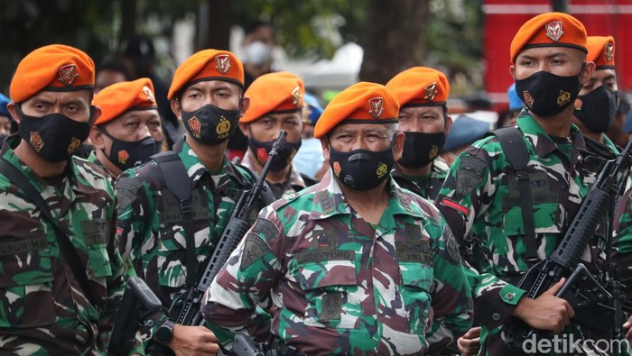 Pengamanan jelang kedatangan Presiden Joko Widodo ke Bandung.