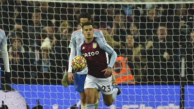 Foto: Coutinho Masuk, Cetak Gol, Buyarkan Kemenangan MU