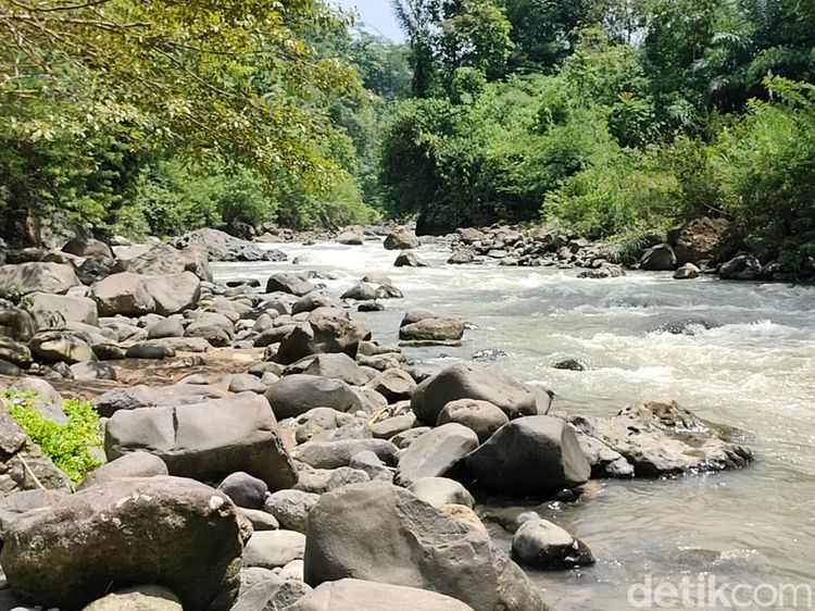 Foto: Muara Cibentang, River Tubing Baru di Garut