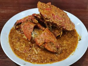Cabe Ijo: Tersengat Pedasnya Kepiting Jumbo Saus Chili yang Nampol