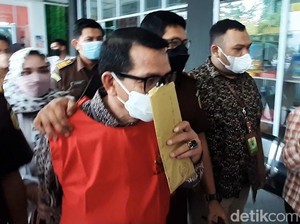 MA Vonis Bebas Dekan FISIP Unri dari Kasus Pencabulan Mahasiswi