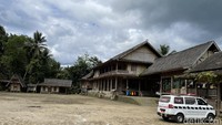 Dalam menanam padi, Kasepuhan Sinaresmi, Cipata Mulya, dan Ciptagelar hanya boleh menanam satu kali dalam setahun. Karena, bumi itu dianggap sebagai ibu dan bapak langit.