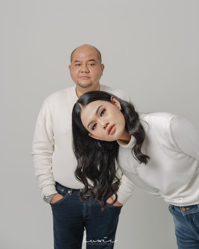 Wolipop sudah menghubungi Amy Auditha yang mengunggah kisah tersebut di akun TikToknya. Ia mengaku menikah dengan suaminya Johan Algamar, seorang pilot di salah satu maskapai penerbangan. 