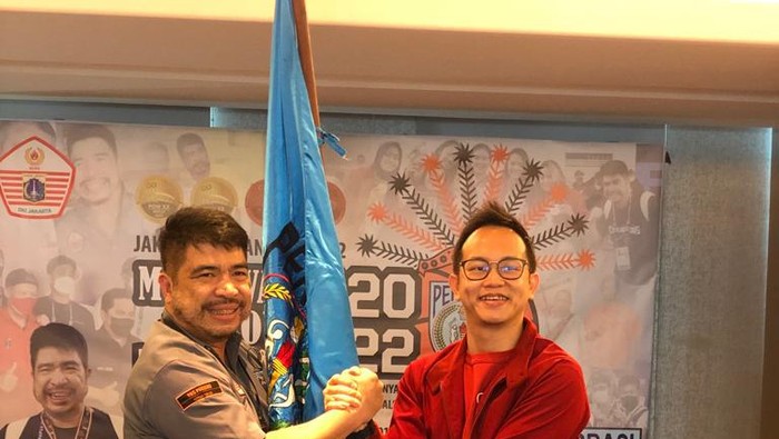 Lexyndo Hakim jadi Ketua Umum Perbasi DKI Jakarta 2022-2026 Ketua Umum Perbasi DKI Jakarta terpilih periode 2022-2026 Lexyndo Hakim menerima bendera organisasi, sekaligus serah terima jabatan dari Ketua Umum sebelumnya Yos Paguno. Musprov DKI digelar di JS Luwansa, Sabtu (15/1/2022).