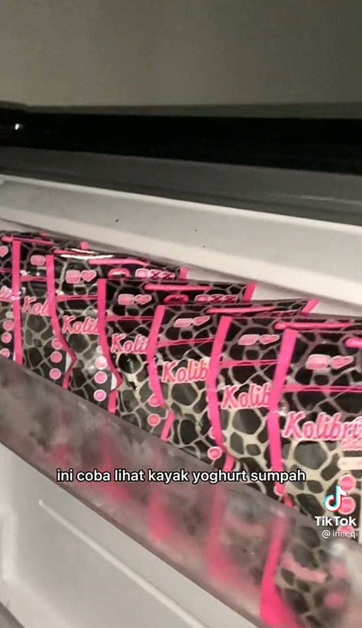 Gabut Tengah Malam, Pria Ini Minum ASI Kakaknya