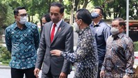 Jokowi langsung menuju lokasi acara peresmian usai tiba di kampus Unpar.