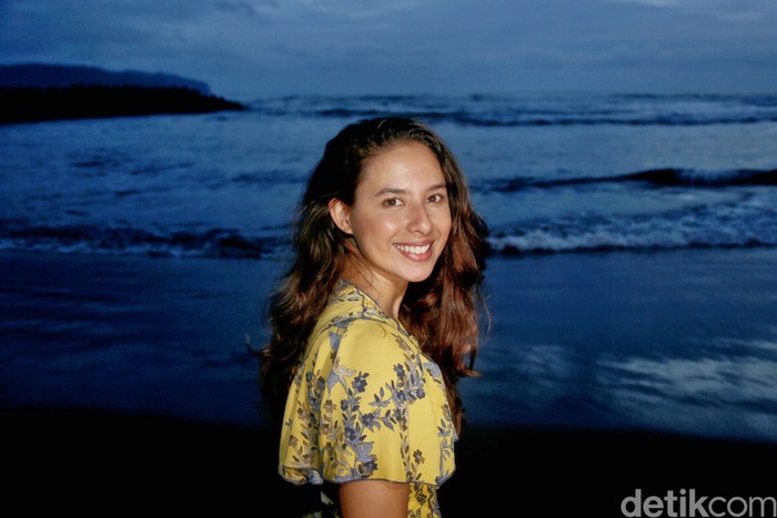 Nadine kaiser Nadine kaiser, anak Susi Pudjiastuti