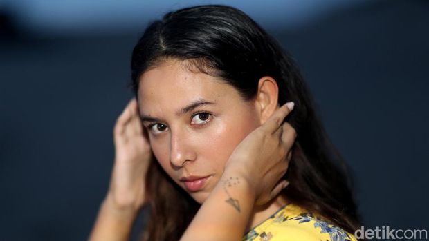 Nadine kaiser, anak Susi Pudjiastuti