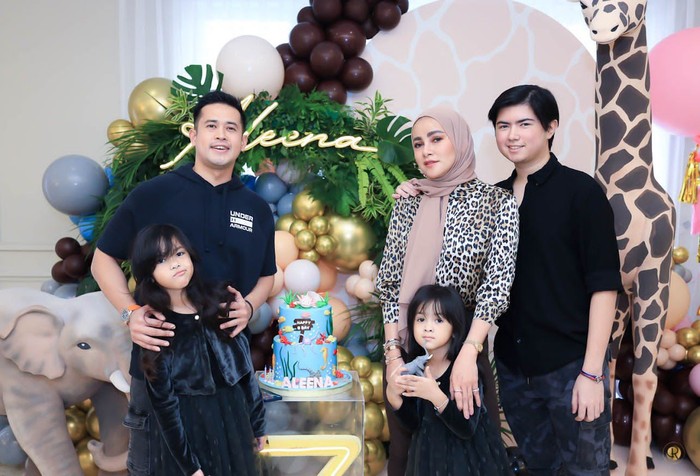 Olla Ramlan dan Aufar Olla Ramlan dan Aufar