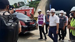 Jokowi Ungkap Operasi Kereta Cepat Jakarta-Bandung Mundur ke Juni 2023
