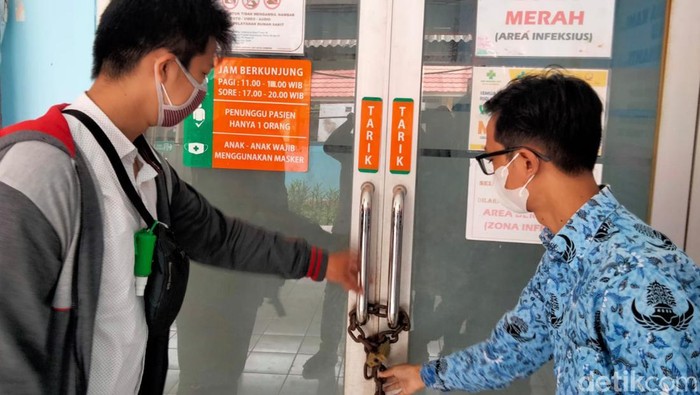 RSD Gunung Jati Cirebon siapkan ruang isolasi untuk pasien Omicron.