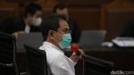 Momen Azis Syamsuddin Mengaku Khilaf di PN Tipikor