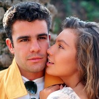 Dalam telenovela yang tayang pada 1994 ini, Thalia memainkan tokoh Marimar, gadis polos baik hati yang hidup sederhana bersama kedua kakek-neneknya. Pertemuannya dengan seorang pemuda dari keluarga kaya raya mengubah hidupnya yang tadinya penuh kegembiraan jadi penderitaan, membuatnya bertransformasi jadi wanita pendendam. Foto: Istimewa