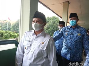 Wagub Uu Larang Sekolah di Jabar Tahan Ijazah Siswa!