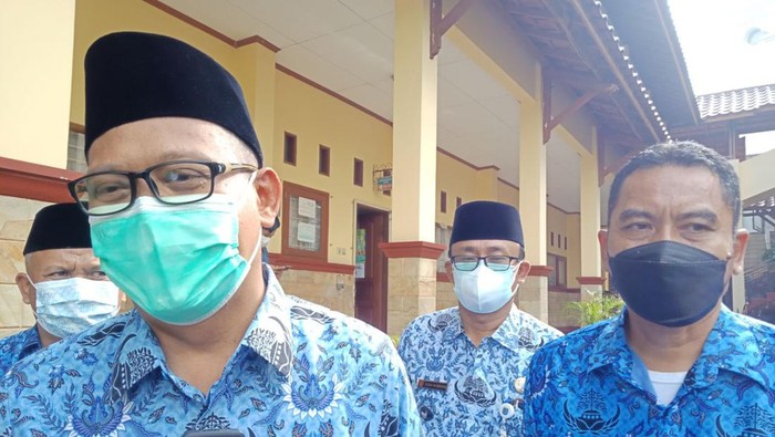 Wakil Wali Kota Depok Imam Budi Hartono