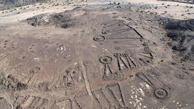Foto: Jalan Berusia 4.500 dengan Makam Kuno di Arab Saudi