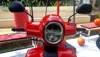 Lampu berbentuk bulat dengan teknologi LED, makin memperkuat kesan klasik dari Faizzo. Foto: Ridwan Arifin