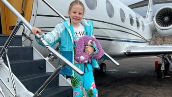 Lalu tempat selanjutnya atau ranking 6 ada gadis cilik, Nastya. Dirinya menghasilkan USD 28 juta atau sekitar Rp 401 miliar. Foto: (Internet).