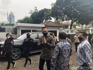 Respons Singkat AHY soal Bupati PPU Kena OTT KPK