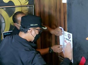 Langgar Jam Operasional, Tempat Hiburan Malam di Bogor Disegel Bima Arya