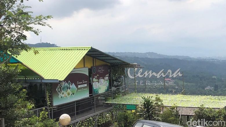 Wisata alam di Bogor.