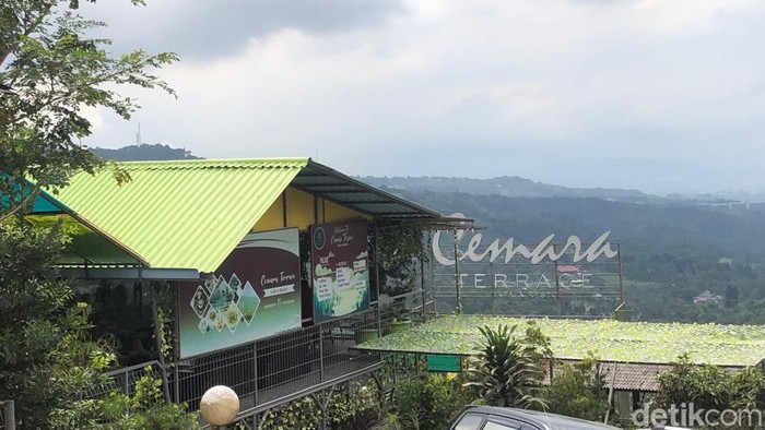 Wisata alam di Bogor.