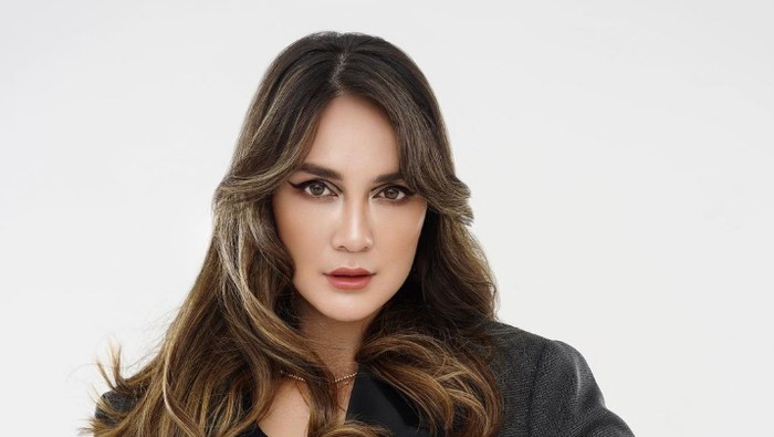 Foto Luna Maya. Foto Luna Maya.