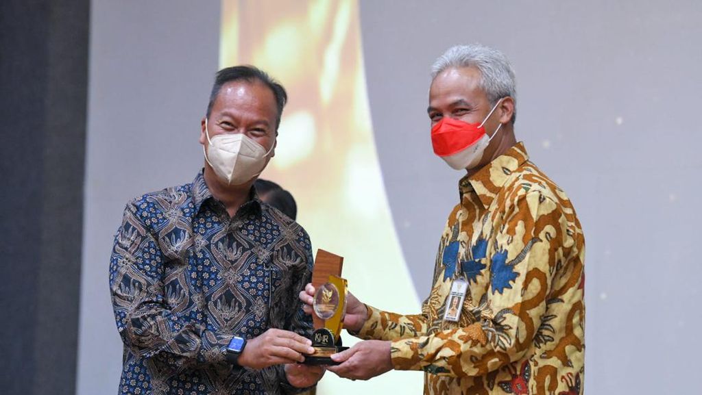 Jateng Raih KUR Award, Ganjar Jadikan Peluru Kebangkitan Ekonomi