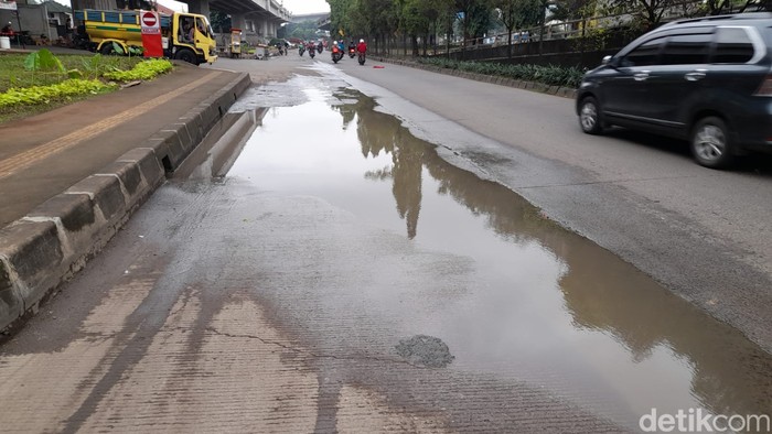 Jl di panjaitan jakarta