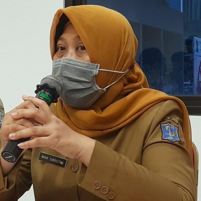 Kepala Dinas Kesehatan (Dinkes) Surabaya Nanik Sukristina