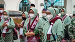 Momen Haru Jemaah asal Yogyakarta Bisa Berangkat Umrah