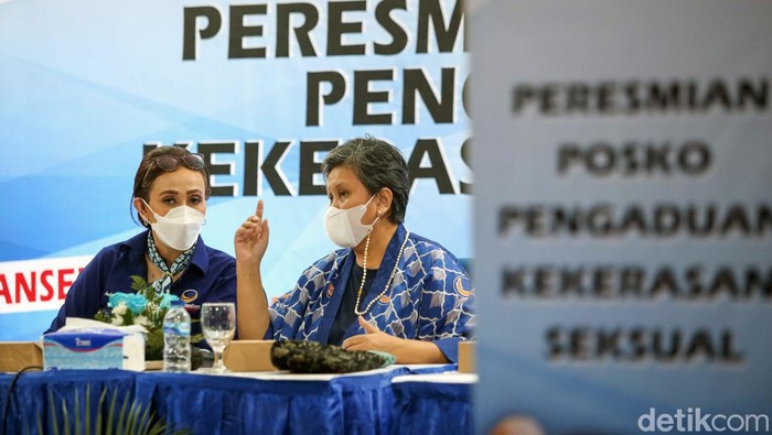 NasDem buka Posko Pengaduan Kekerasan Seksual. Posko tersebut agar masyarakat mendapatkan layanan pendampingan hukum dan lainnya.