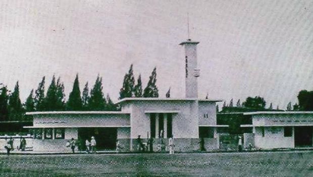 Pasar Legi tempo dulu.
