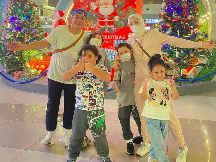 Pasha Ungu dan Adelia mau liburan ke Turki.