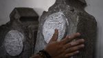Batu Nisan Kuno Ini Diduga Peninggalan Kesultanan Palembang