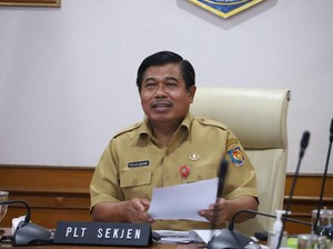 Cegah Omicron, Kemendagri Tutup Izin Kepala Daerah ke Luar Negeri