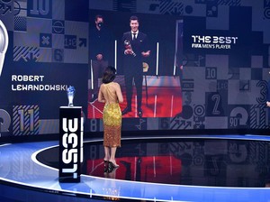 Ini Pilihan Lewandowski, Messi, dan Salah di Pemain Terbaik FIFA 2021