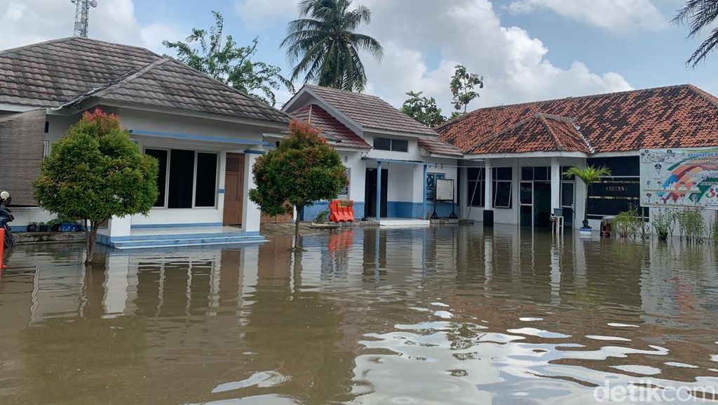 6.933 Rumah di Kecamatan Batujaya Karawang Terendam Banjir